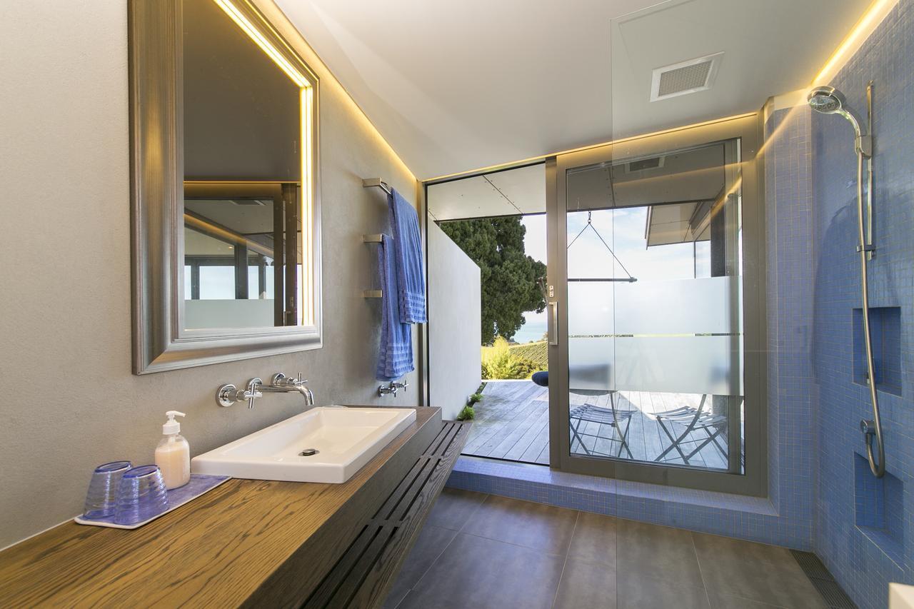 Waiheke Luxury Blue And Green Rooms Ostend Exterior photo